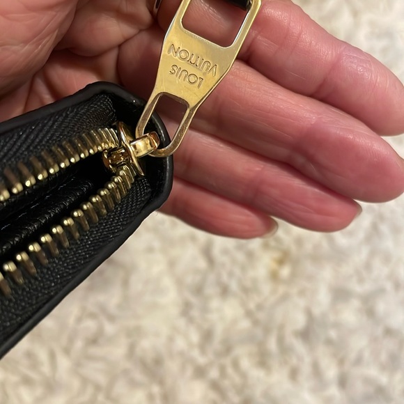 LV monogram empreinte lumineuse wallet. - Picture 2 of 10